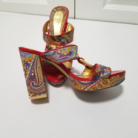 Zinc, Platform Sandals 6 1/2 Parsley Prnt, Chunky Heels, Red Trim - Picture 1 of 8